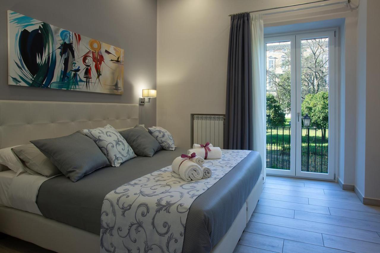 Royal Gardens Bed & Breakfast Caserta Bagian luar foto
