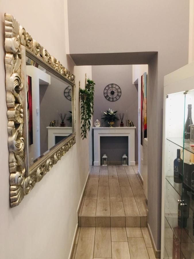 Royal Gardens Bed & Breakfast Caserta Bagian luar foto
