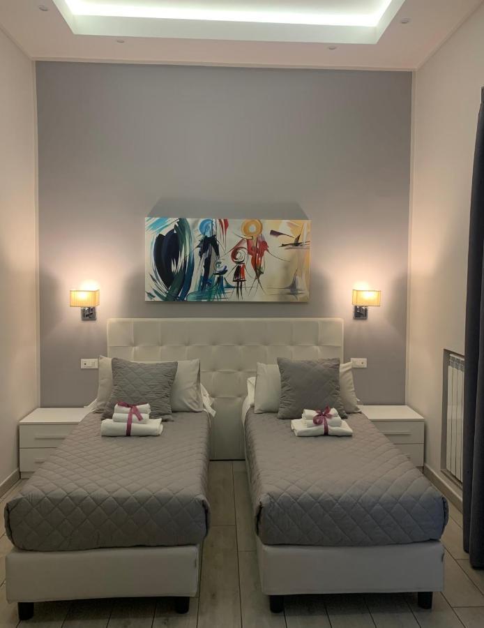 Royal Gardens Bed & Breakfast Caserta Bagian luar foto